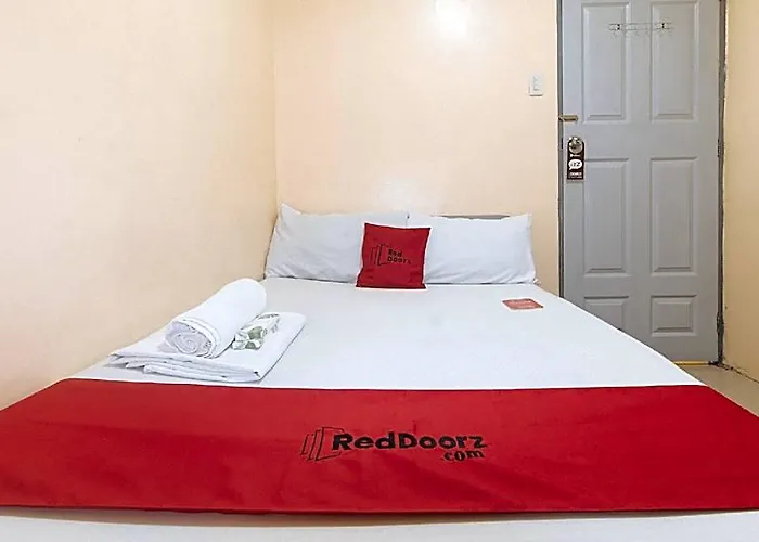 Hotel Reddoorz @ Lyoto Near Naia Manila