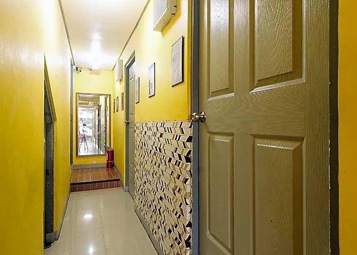 Reddoorz @ Lyoto Near Naia * Manila