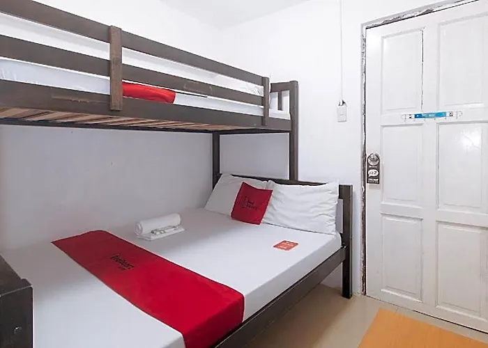 Reddoorz @ Lyoto Near Naia Manille